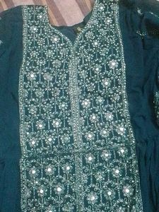 3 peace wedding dress