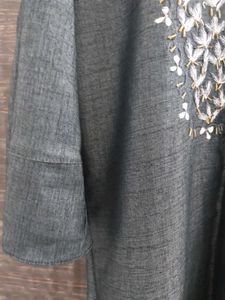 Embroidered Grey Kurta