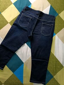 Capri Jeans - Dark Wash