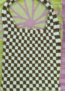 Crochet a Checker Bag