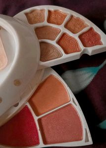 Makeup Set