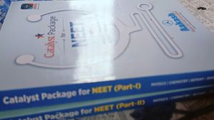 NEET CATALYST PACKAGE OF AAKASH