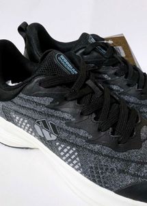 Stylish Black Sport Shoes size 7 🔥