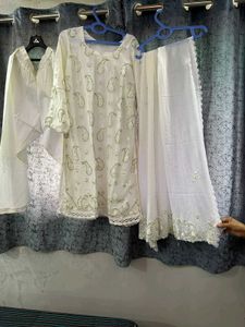 White Embroidered Salwar Kameez With Dupatta