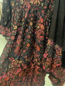 Beautiful Kashmiri Pashmina Kurta And Stall Set
