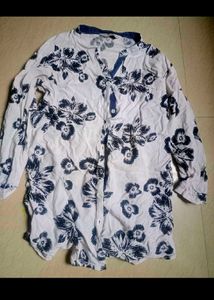 Printed white shirt 🤍