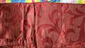 To pair curtain (Parda)