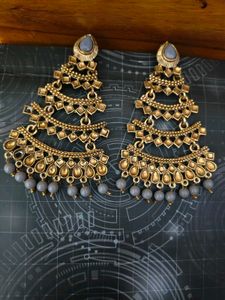 Earings