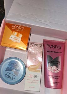 Pond&#39;s Skincare Kit Including Influencer&#39;s Box