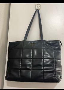 Fasttrack Black Handbag