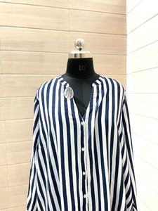 ONLY Imported New Striped Button-Down Top