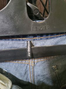 Boyfriend Dark Blue Torn Jeans Size 32
