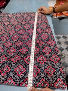 Batik Fabric - Gorgeous Pattern!