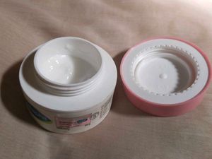 Cetaphil Brightening Night Comfort Cream