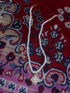 Pretty Pearly Pendant✨