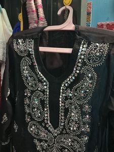 Black Embroidered Kurta