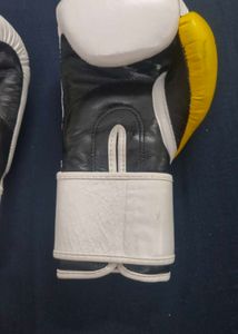 New Boxing Gloves For 10 To 17 Years Old Kids