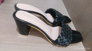 Girls Footwear