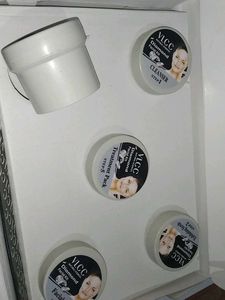 VLCC Natural Science Dimond Facial Kit