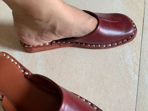 Handcarfted Kolhapuri Slipper