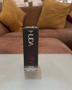 Huda Beauty #FauxFilter Foundation