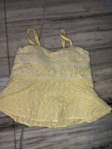 Pretty Yellow Crop Top (Padded)🎀😙