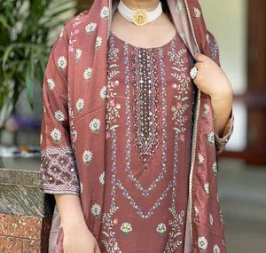 Pakistani Mirror Work Salwar Set