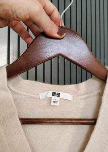 Uniqlo Cashmere Woolen Cardigan🇸‌🇦‌🇱‌🇪
