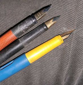 Vintage Fountain Pens (3)