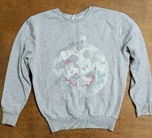 Vintage 90's Mickey & Minnie Grey Sweatshirt