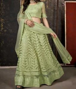 Beautiful Lehenga Blouse With Dupatta