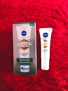 NIVEA Luminous Even Glow Oil Control Face Serum wi