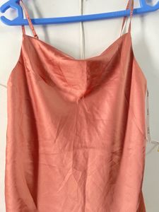 Crowl Neck Sleeveless Silk Top