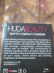 Huda Beauty Matte Compact Powder