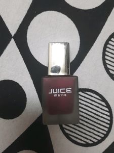 dark red nailpaint