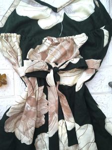 Halter Neck Pinteresty Dress🖤
