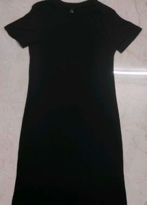 Black Ribbed Bodycon Dress (Short Sleeve)