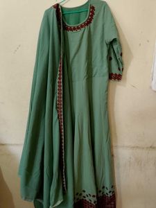 Embroidered Green gown with long dupatta💚
