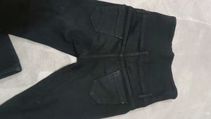 Black Skinny Jeans