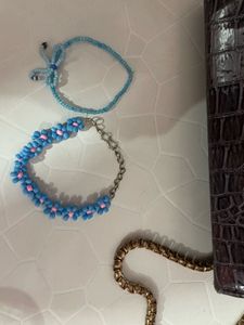 flower and bow Beaded Bracelet Set