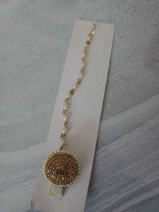 Gold & Pearl Maang Tikka