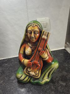 Indian Woman Showpiece