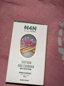 N4N Saffron & Chandan Serum