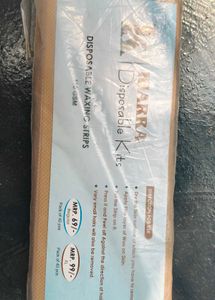 WHITE CHOCOLATE LIPOWAX WITH FREE WAX STRIPS