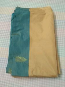 Silk Saree With Blouse , Colour -  Cream &amp; Green Border