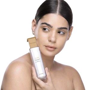 GLOW Iridescent Brightening Foam Cleanser