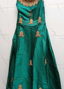 Elegant Green Ethnic Gown
