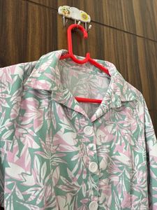 SUMMER TOP