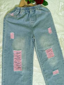 Ripped Soft Jeans