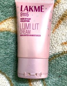 Lakme 9 To 5 Lumi Lit Cream